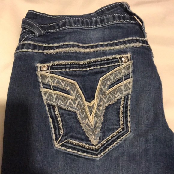 Medium wash Vigoss jeans. - Picture 2 of 8